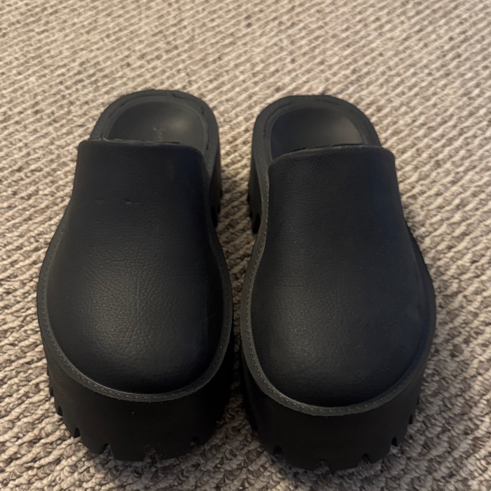 Jeffrey Campbell Black Chunky Platform Clog Slides